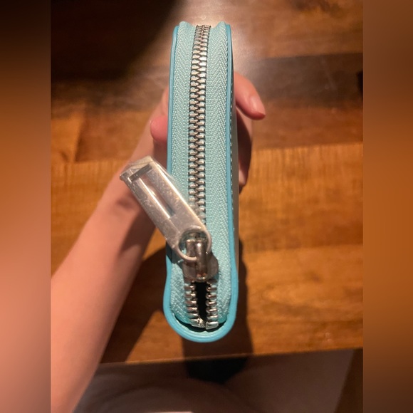 Tiffany & Co. Blue Wallet - Picture 8 of 17